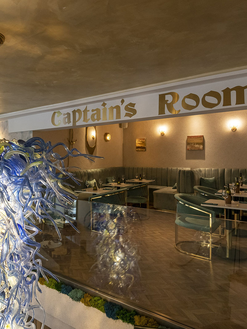Captains-Room-restaurant